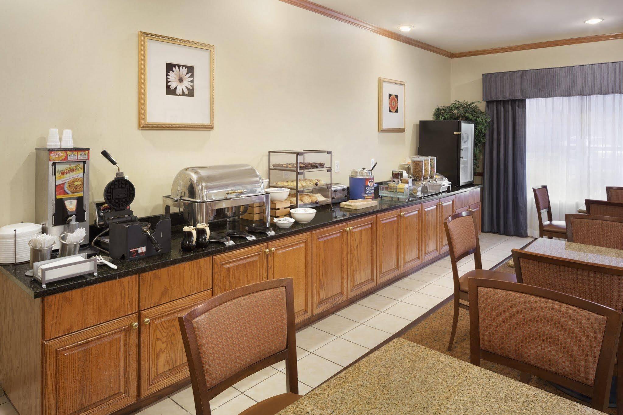 Comfort Inn & Suites Fairburn - Atlanta Southwest Exteriér fotografie